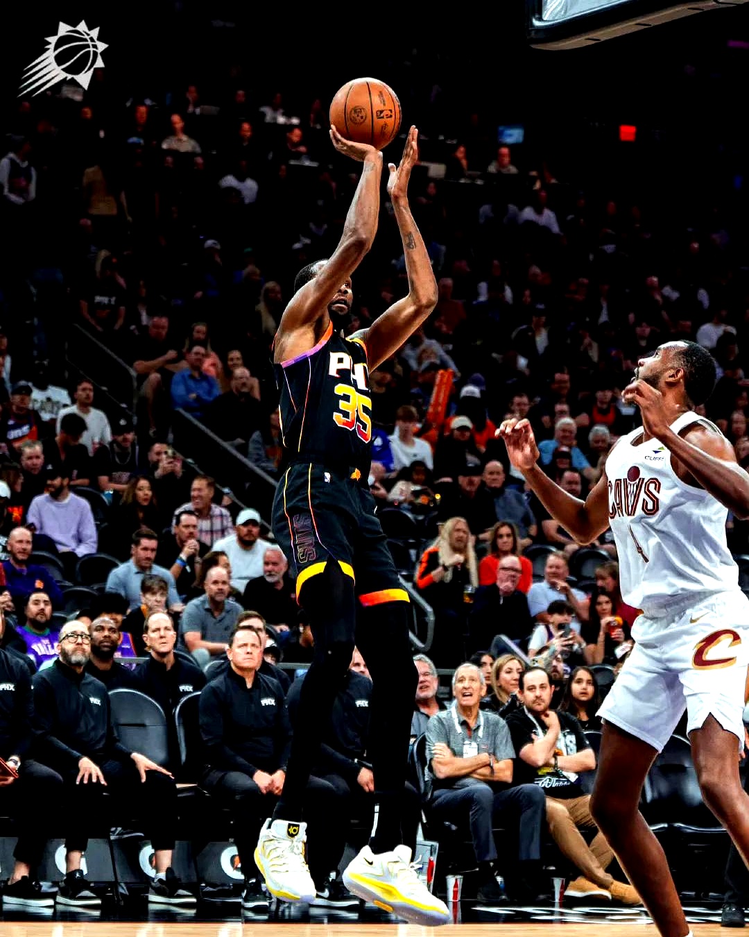 爱游戏竞技-火箭成功逆转雄鹿,豪取四连胜