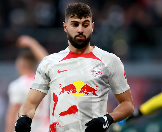 包含布隆追平乌干达，晋级下一轮的词条