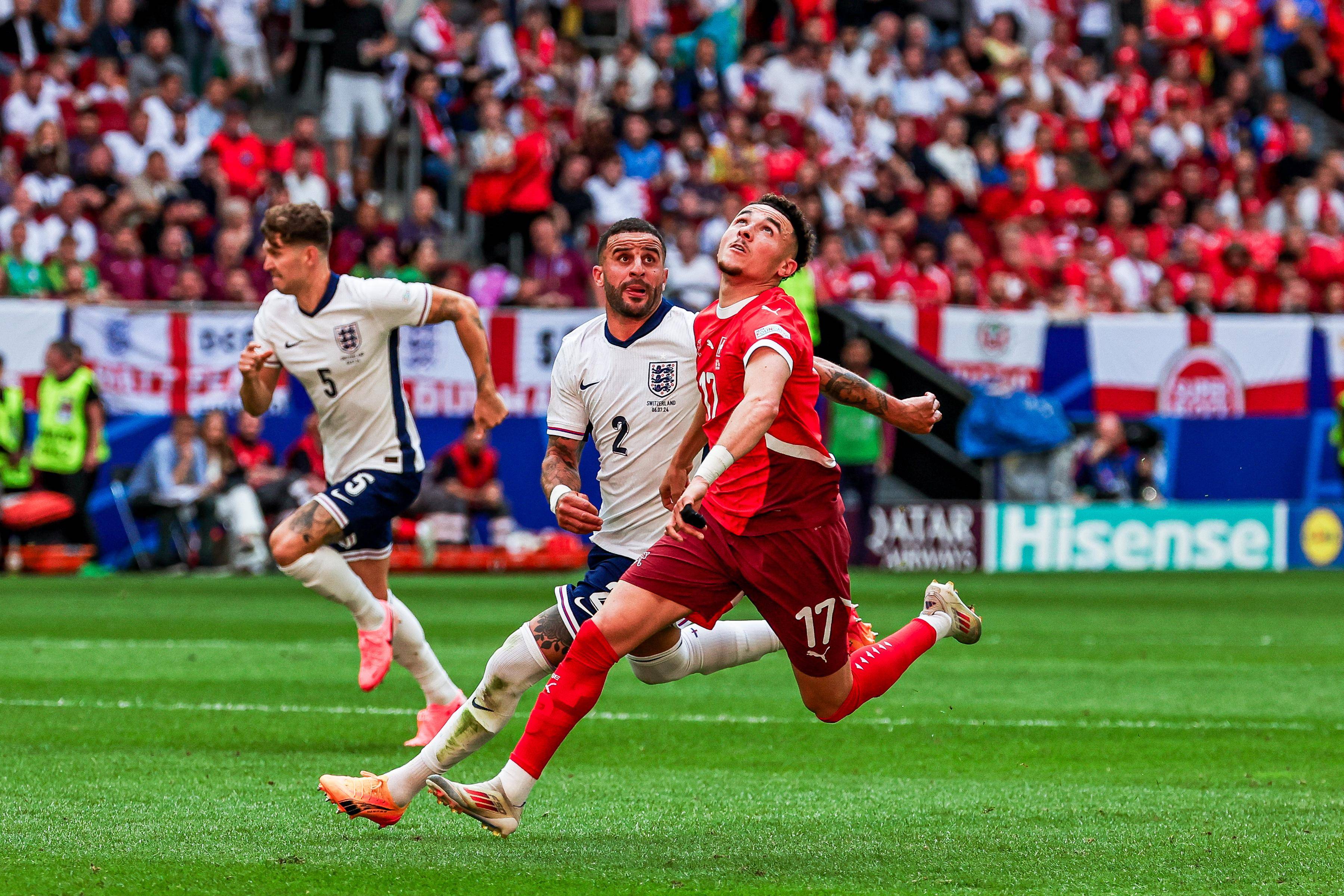 关于意大利逆转英格兰，晋级欧锦赛四分之一决赛的信息