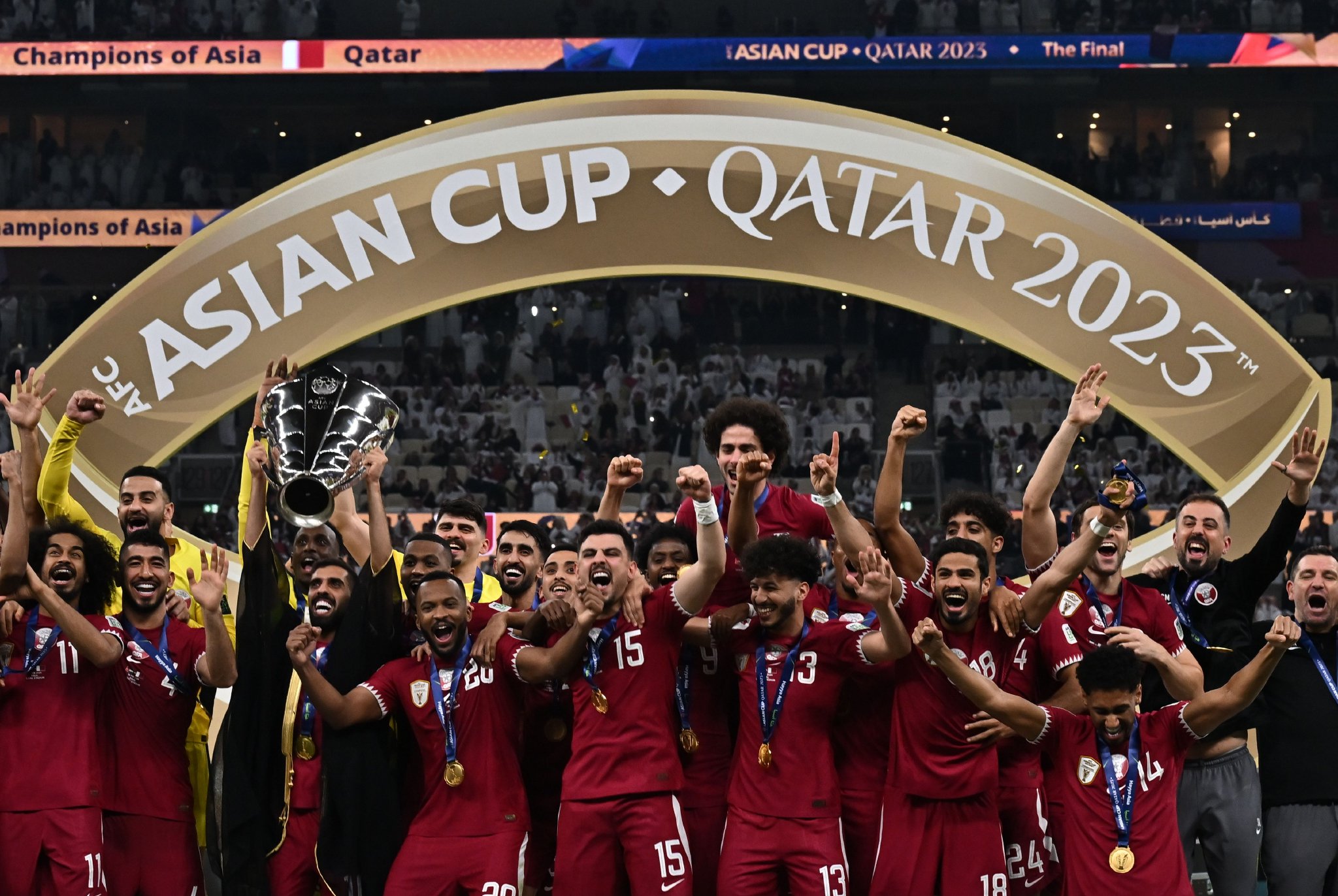 沙特阿拉伯球队勇夺亚洲足球杯，成为强队