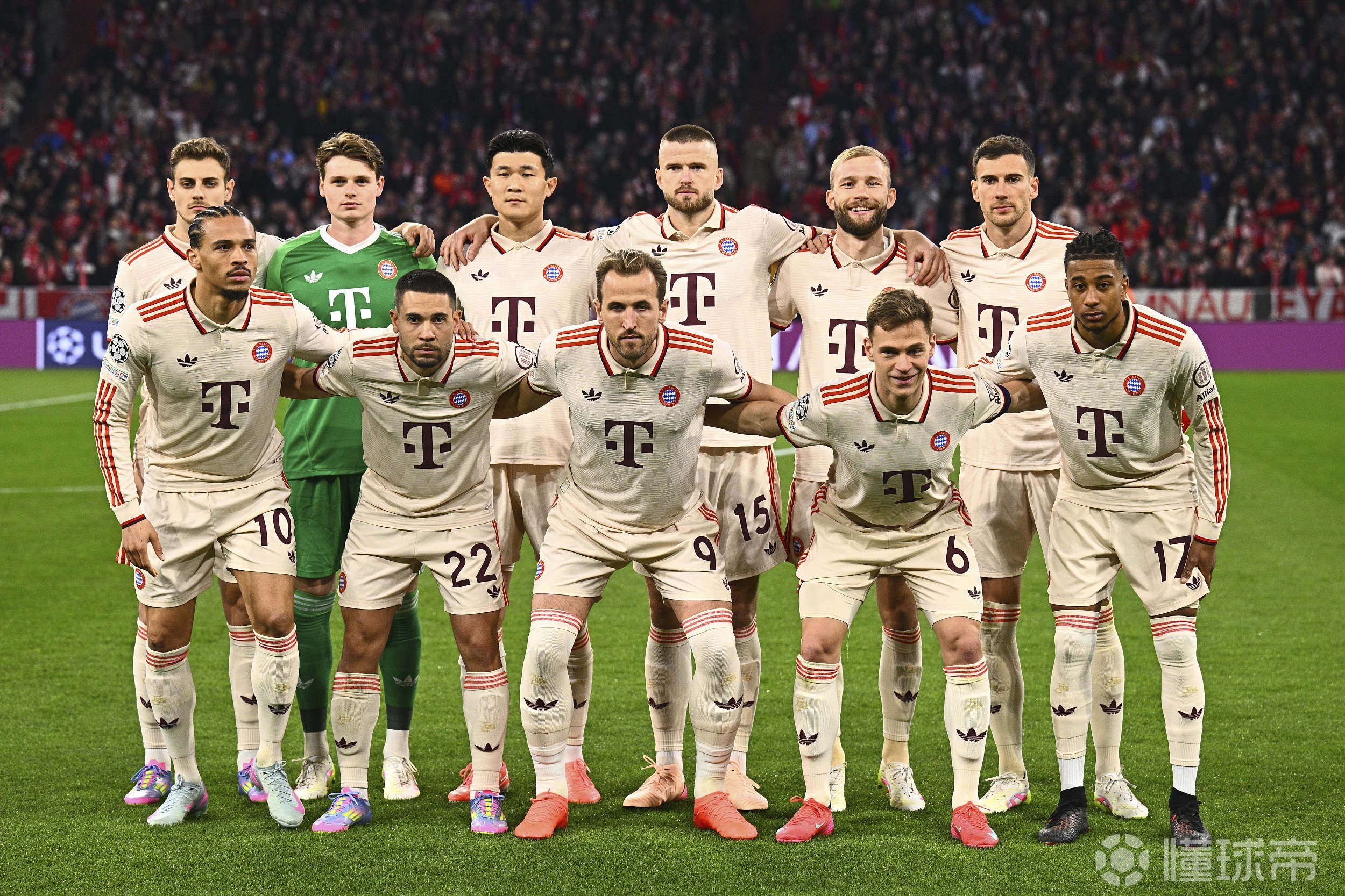 包含拜仁力克对手，领衔晋级八强舞台的词条